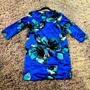 The Limited Sz. XS Boldly Blue Floral 3/4 Sleeve Shift Dress